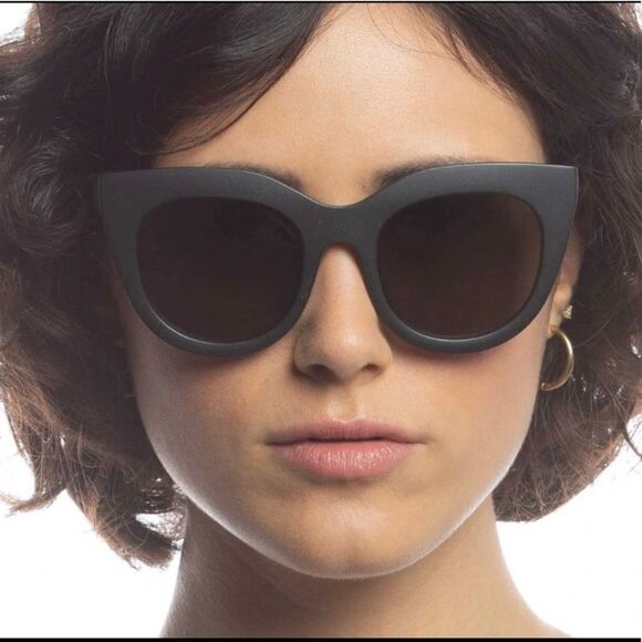 LE Specs AIR GRASS Sunglasses in Matte BLACK GRASS Organic Air Heart Brat NWT main image 8